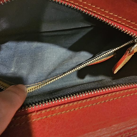 Dooney and Bourke Red Handbag Purse - Picture 6 of 10